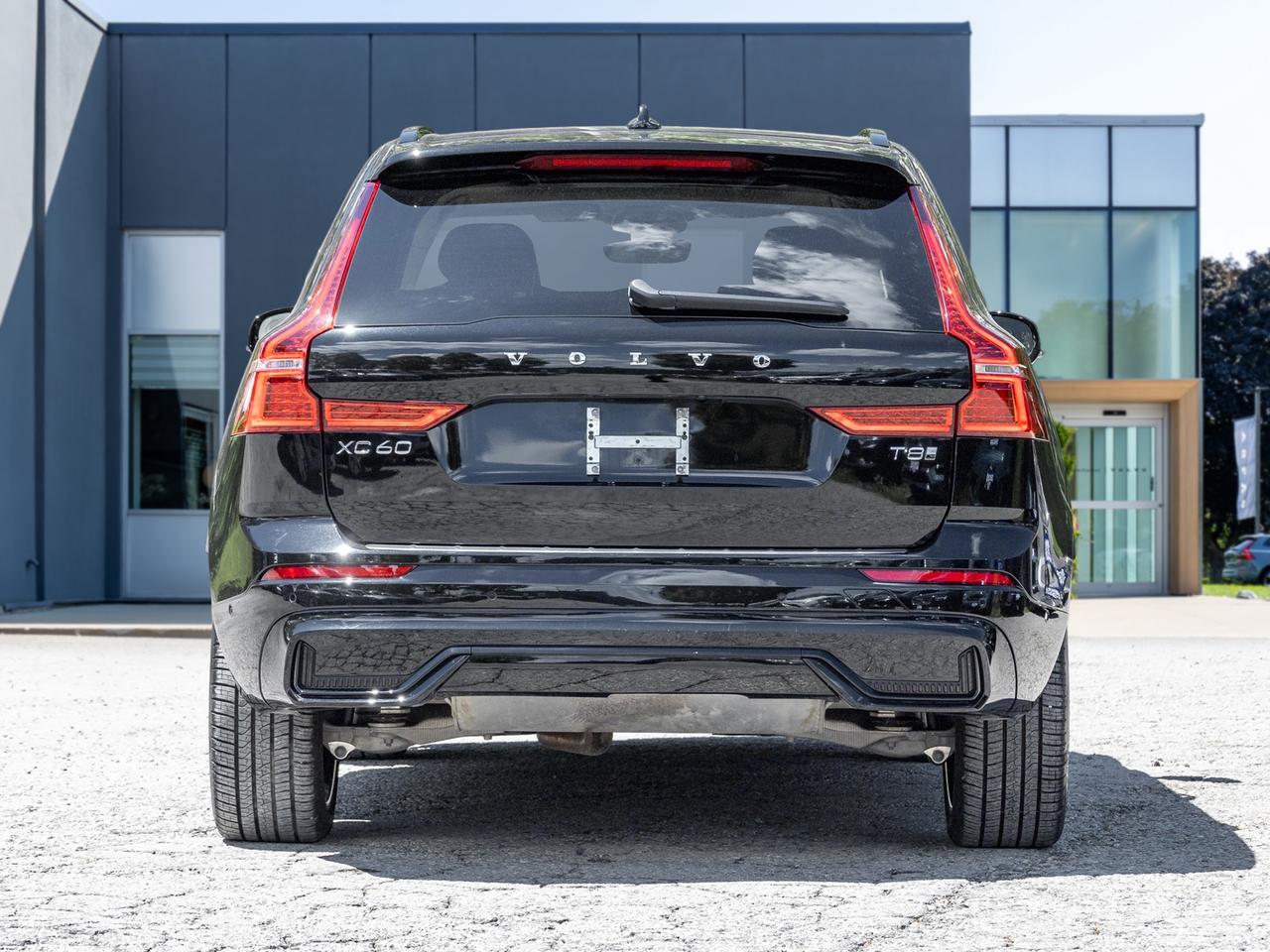 2025 Volvo XC60 Recharge T8 AWD ULTRA LOW MILEAGE  21"WHEELS  HARMAN KARDON Photo