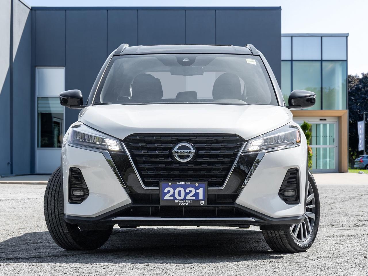 2021 Nissan Kicks SR FWD  TRADE IN  NO ACCIDENTS  ONE OWNER Photo