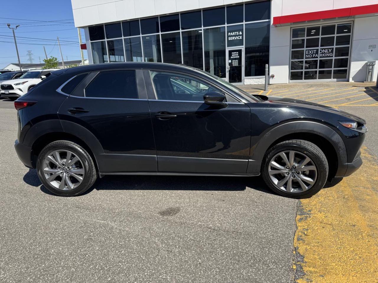 2024 Mazda CX-30 GS AWD LUXURY/ EXTENDED WARRANTY/ 3.95% RATE/ CPO Photo3