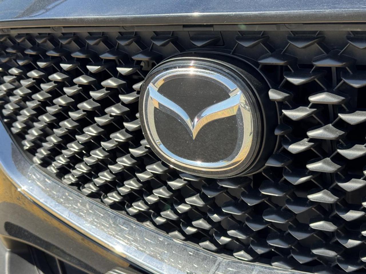 2024 Mazda CX-30 GS AWD LUXURY/ EXTENDED WARRANTY/ 3.95% RATE/ CPO Photo