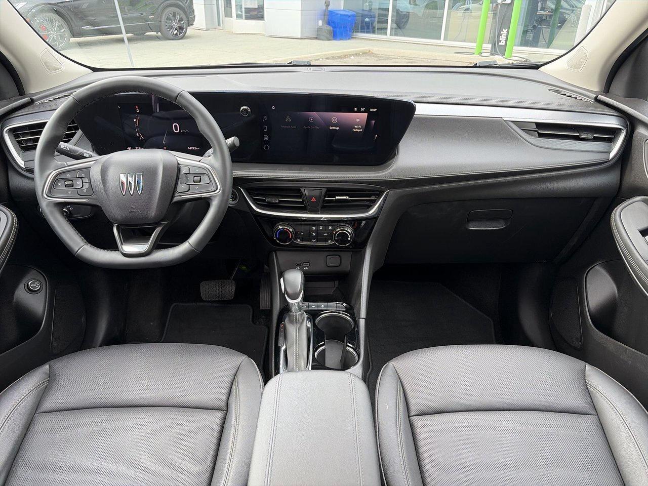 2024 Buick Encore GX Sport Touring AWD Clean car Fax Low kilometers! Photo