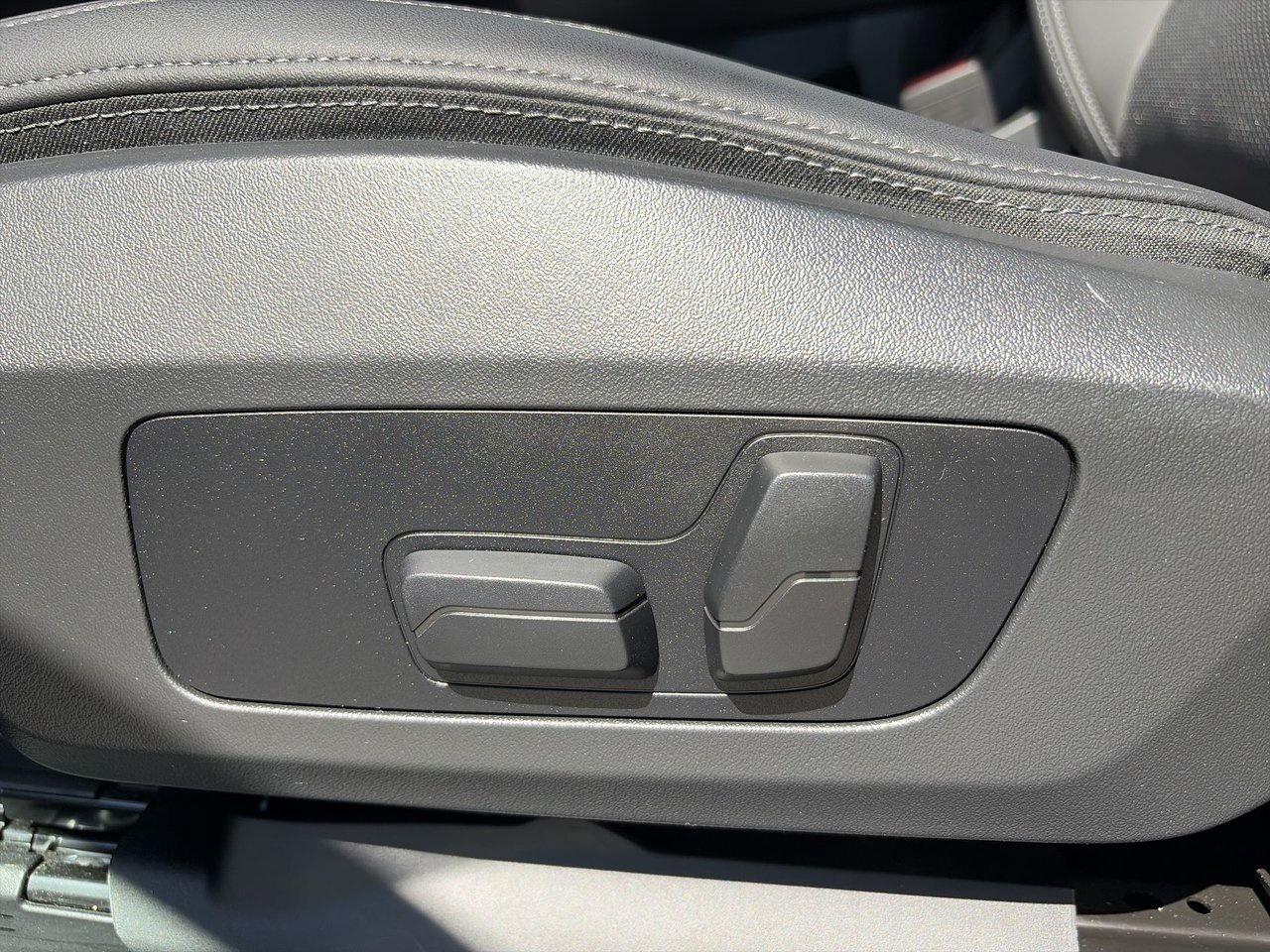 2024 BMW X1 xDrive28i Clean Car Fax One Owner Photo