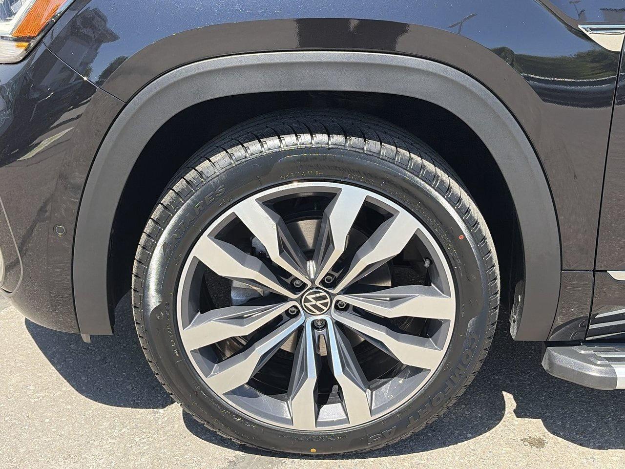2022 Volkswagen Atlas Execline 3.6L 8sp at w/Tip 4MOTION Executive LineI Photo
