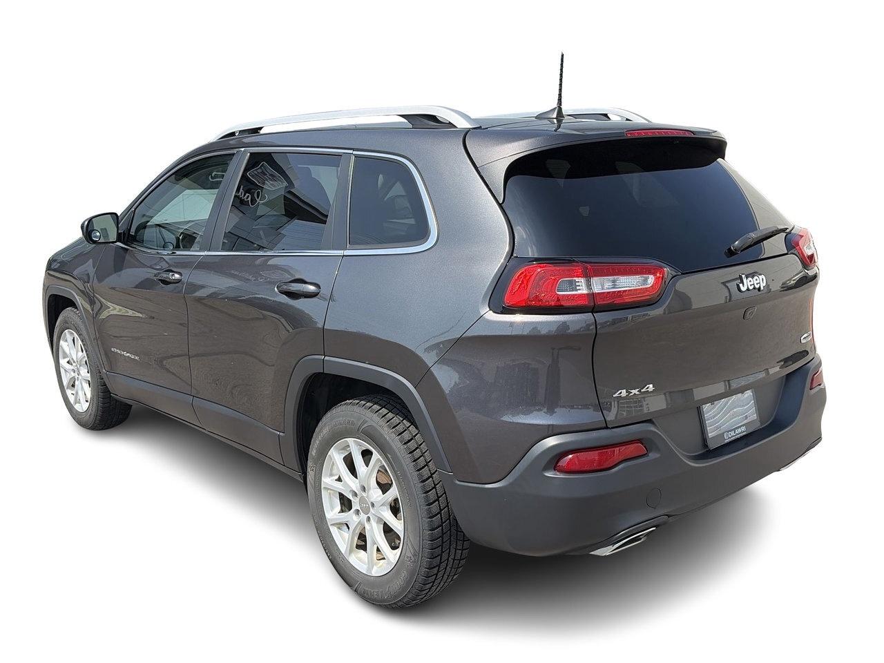 2016 Jeep Cherokee 4x4 North Comfort PackageICold PackageIPremium Sou Photo