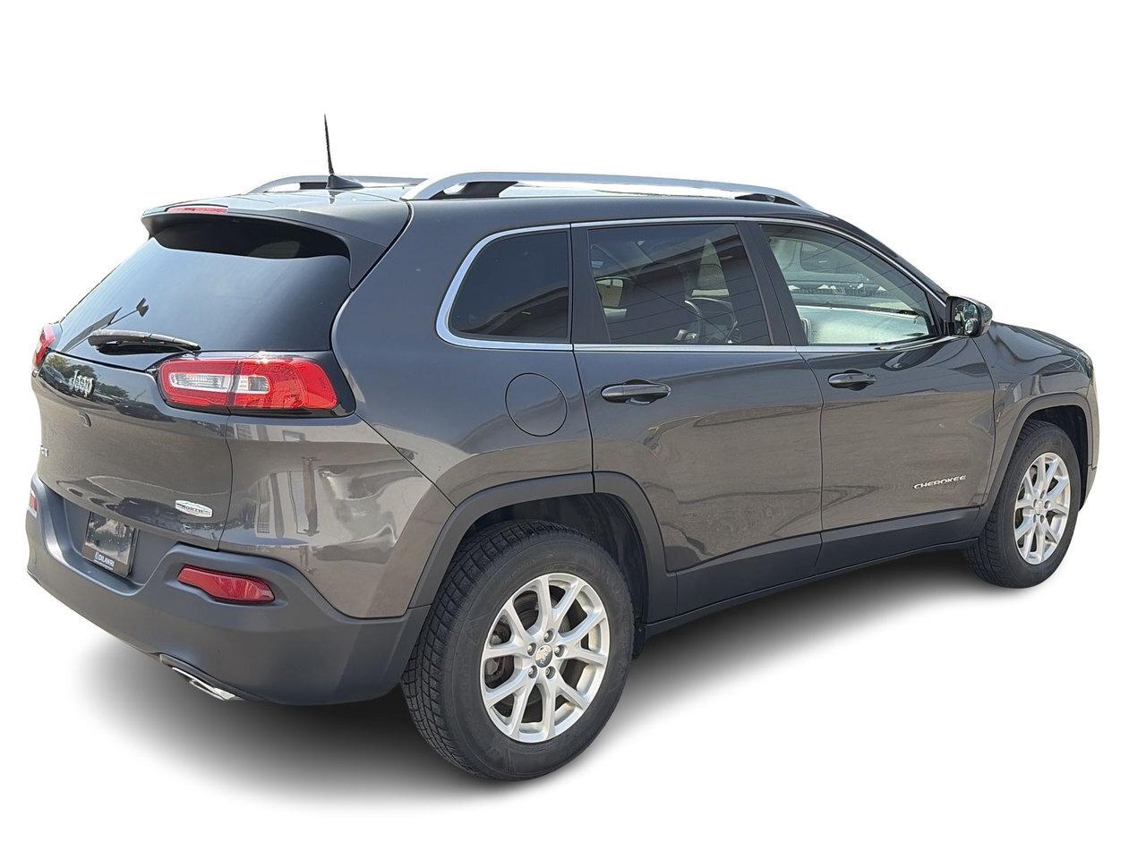 2016 Jeep Cherokee 4x4 North Comfort PackageICold PackageIPremium Sou Photo