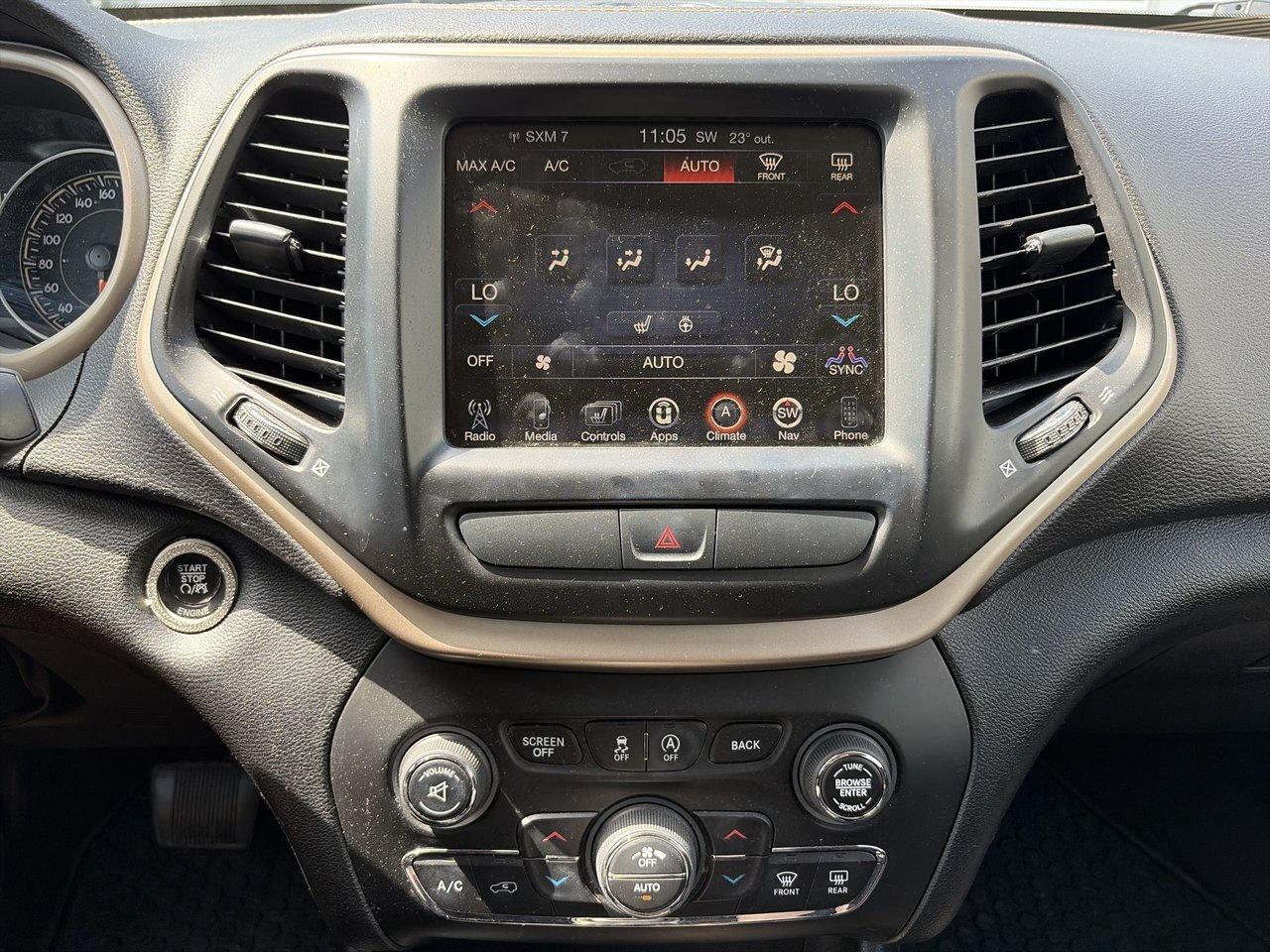 2016 Jeep Cherokee 4x4 North Comfort PackageICold PackageIPremium Sou Photo
