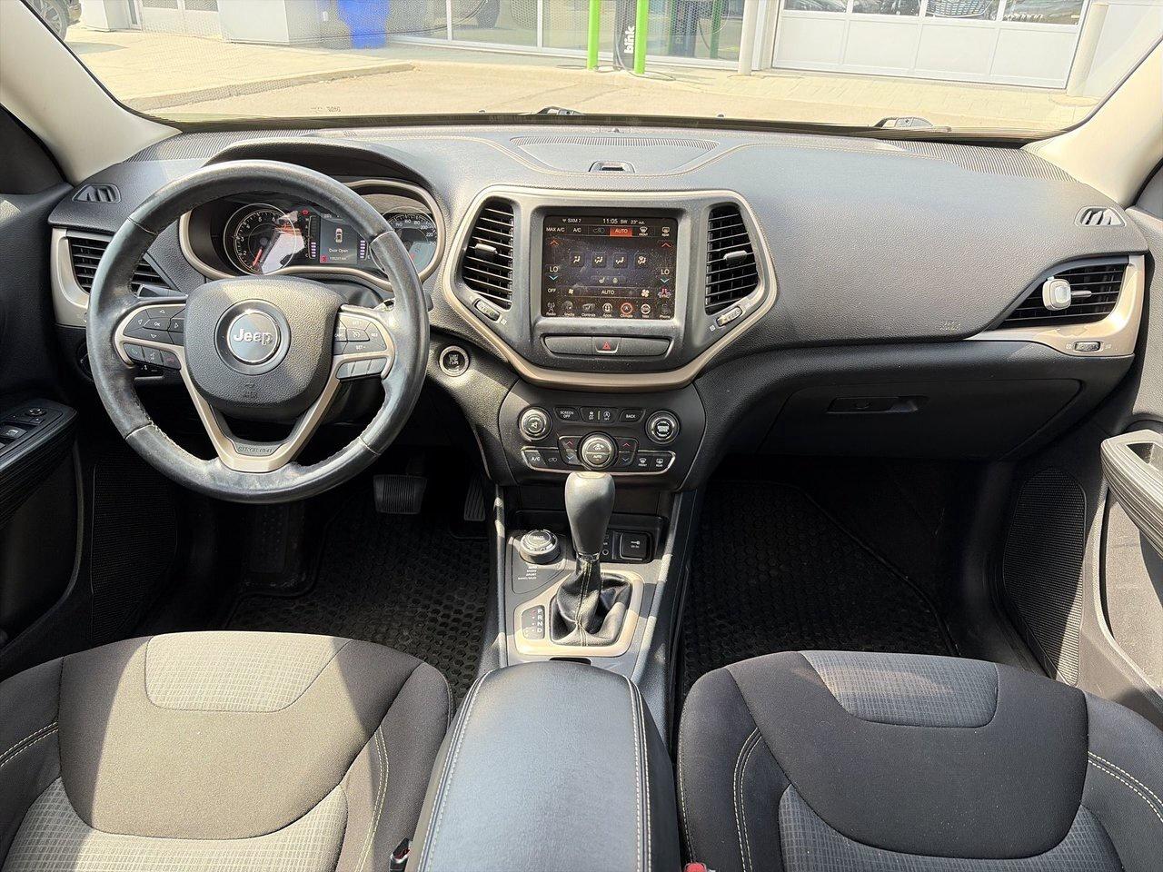 2016 Jeep Cherokee 4x4 North Comfort PackageICold PackageIPremium Sou Photo