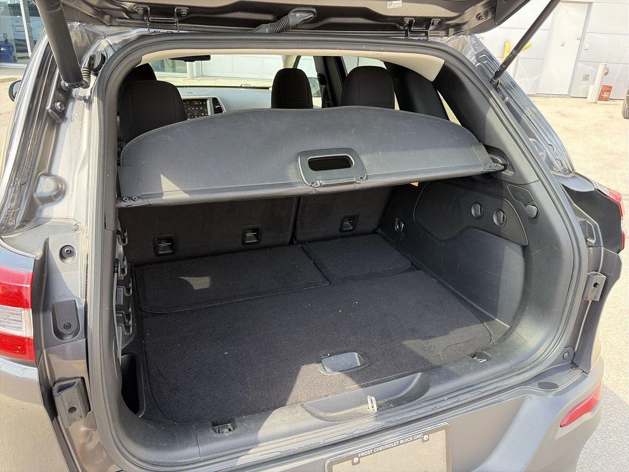 2016 Jeep Cherokee 4x4 North Comfort PackageICold PackageIPremium Sou Photo