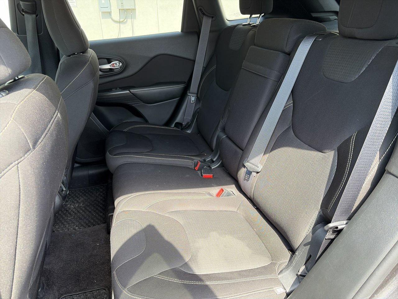 2016 Jeep Cherokee 4x4 North Comfort PackageICold PackageIPremium Sou Photo