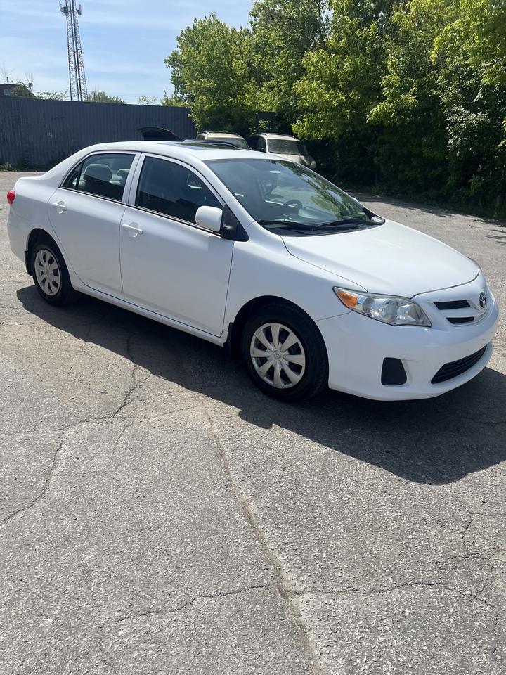 2013 Toyota Corolla CE AUTO SEDAN SUNROOF BLUE TOOTH HEATED SEATS AC Photo