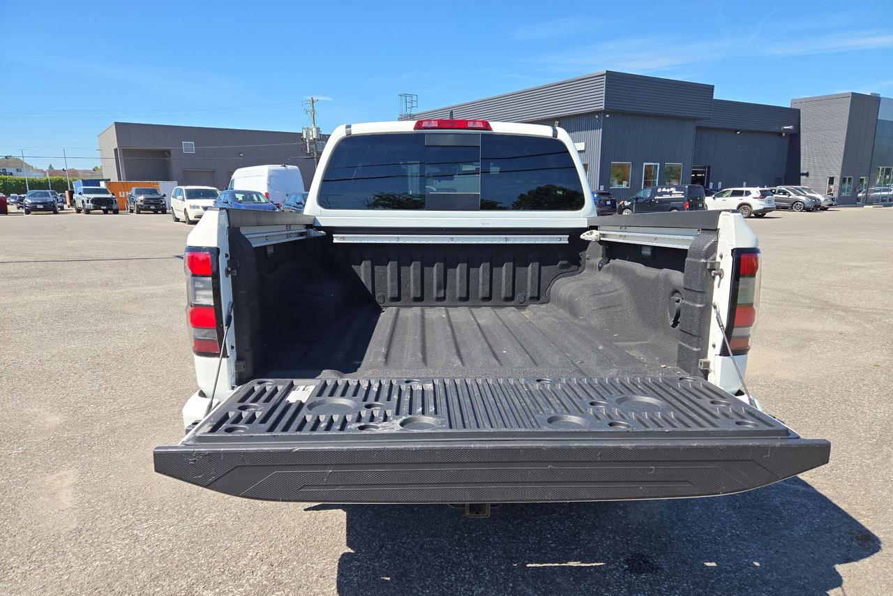2023 Nissan Frontier Pro-4X Photo
