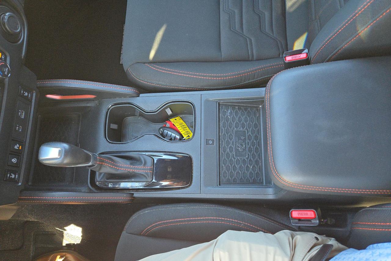 2023 Nissan Frontier Pro-4X Photo