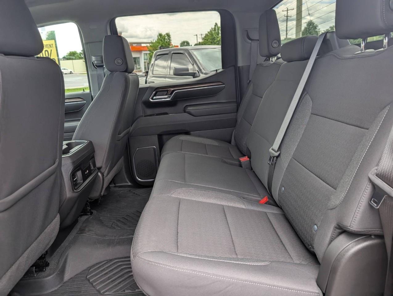 2025 Chevrolet Silverado 1500 Crew Cab Standard Box 4-Wheel Drive RST Photo