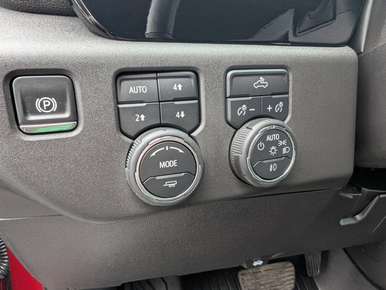 2025 Chevrolet Silverado 1500 Crew Cab Standard Box 4-Wheel Drive RST Photo