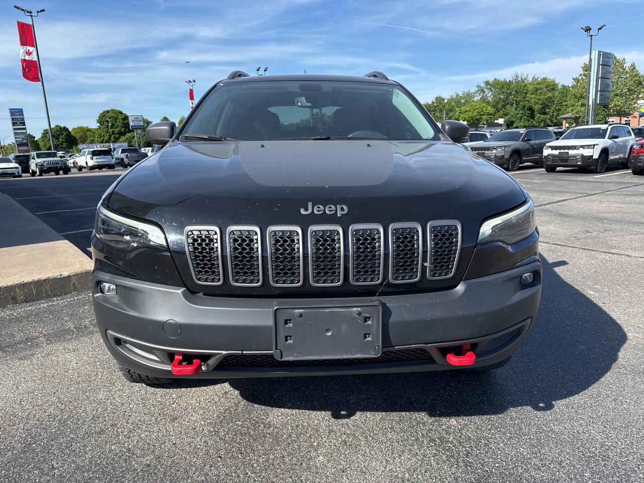 2020 Jeep Cherokee Trailhawk Photo