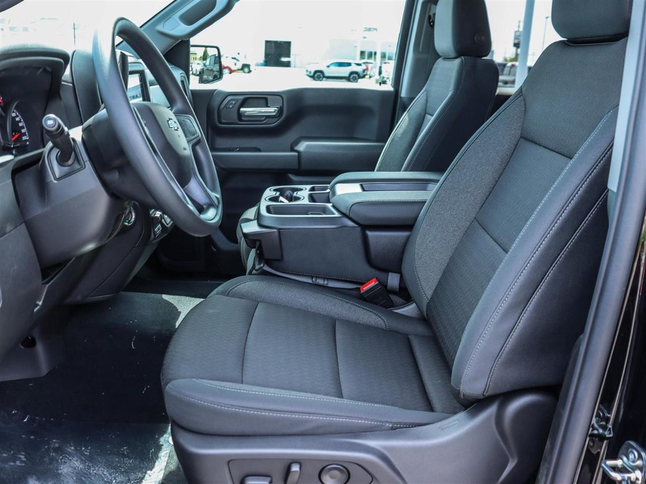 2026 Chevrolet Silverado 1500 Crew Cab Short Box 4-Wheel Drive Custom Trail Boss Photo