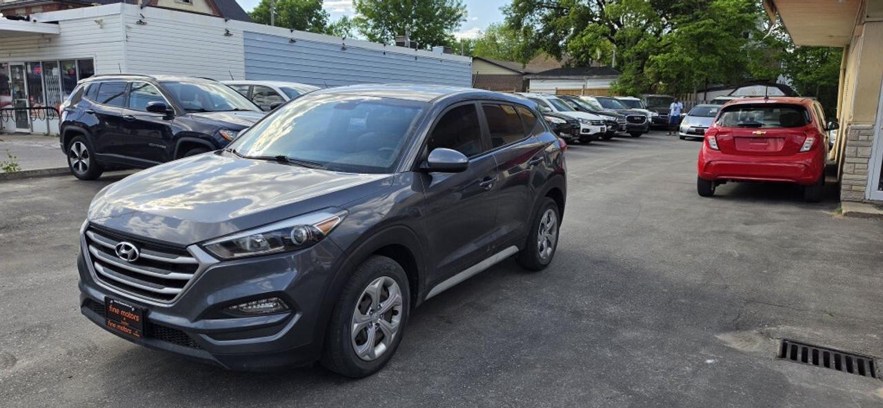 2017 Hyundai Tucson SE 4dr All-wheel Drive Automatic Photo