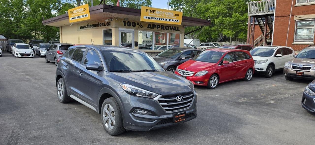 2017 Hyundai Tucson SE 4dr All-wheel Drive Automatic Photo0