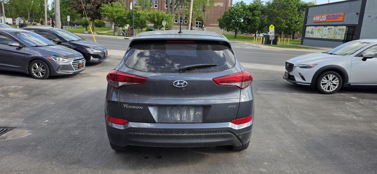 2017 Hyundai Tucson SE 4dr All-wheel Drive Automatic Photo