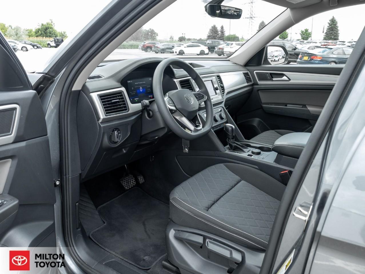 2023 Volkswagen Atlas 7 PASSENGER HEATED SEATS TOUCHSCREEN NEW TIRES ONE Photo