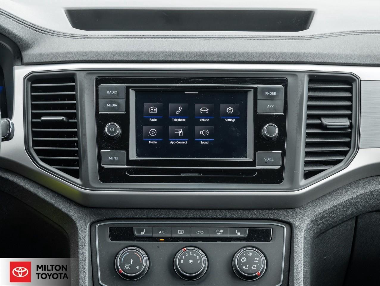 2023 Volkswagen Atlas 7 PASSENGER HEATED SEATS TOUCHSCREEN NEW TIRES ONE Photo