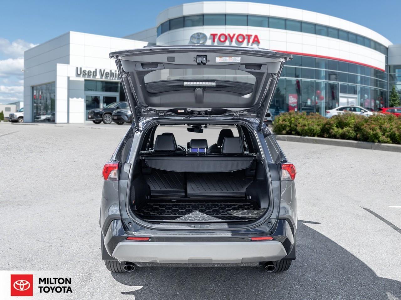 2024 Toyota RAV4 Hybrid JBL AUDIO 10.5 SCREEN LEATHER SUNROOF NEW BRAKES O Photo
