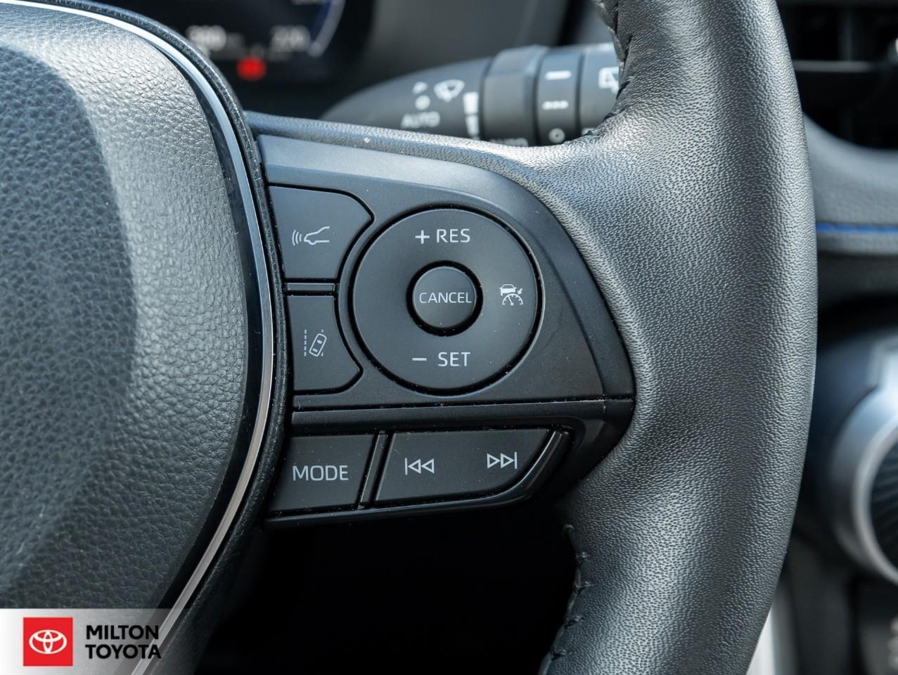 2024 Toyota RAV4 Hybrid JBL AUDIO 10.5 SCREEN LEATHER SUNROOF NEW BRAKES O Photo