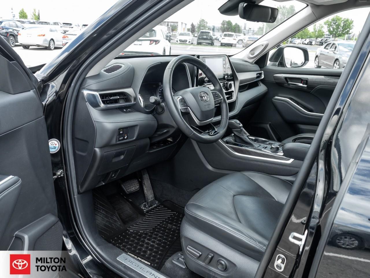 2022 Toyota Highlander LEATHER JBL SOUND NAVIGATION PANORAMIC SUNROOF ONE Photo