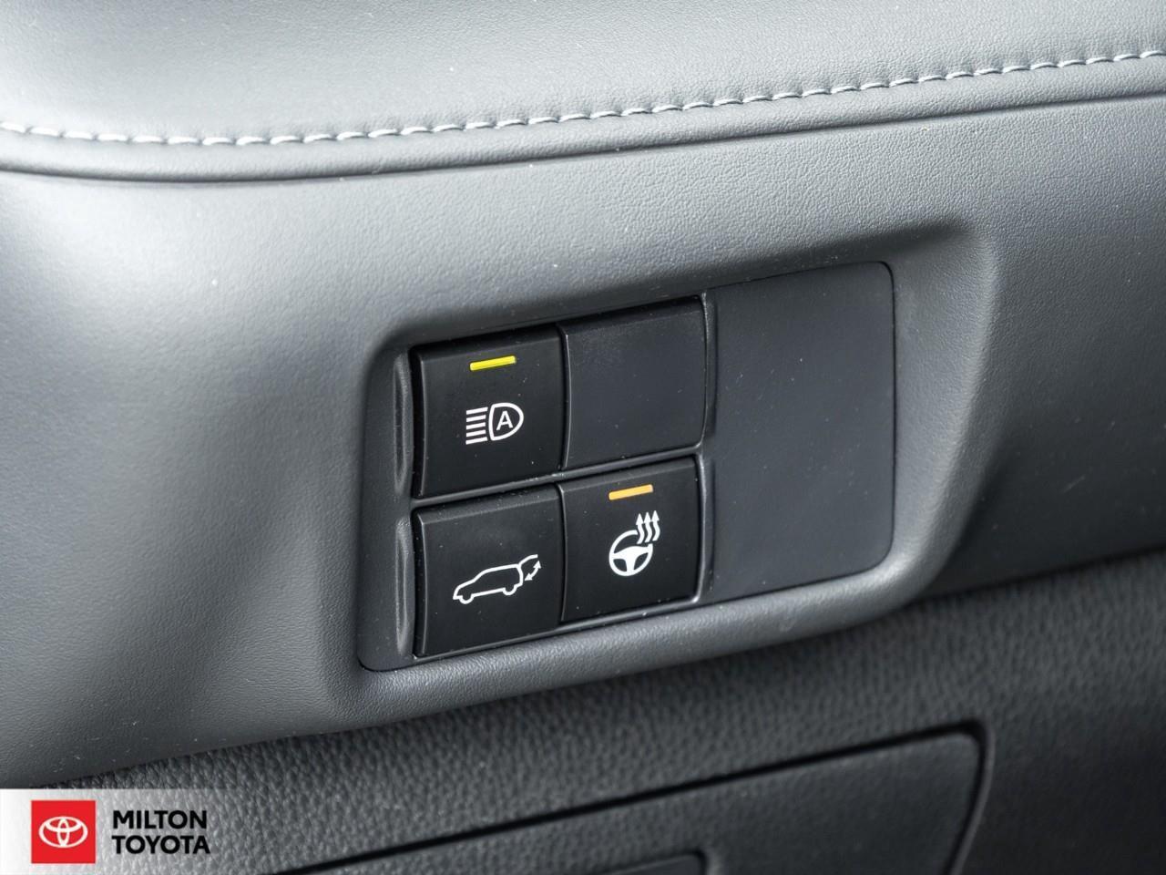 2022 Toyota Highlander LEATHER JBL SOUND NAVIGATION PANORAMIC SUNROOF ONE Photo