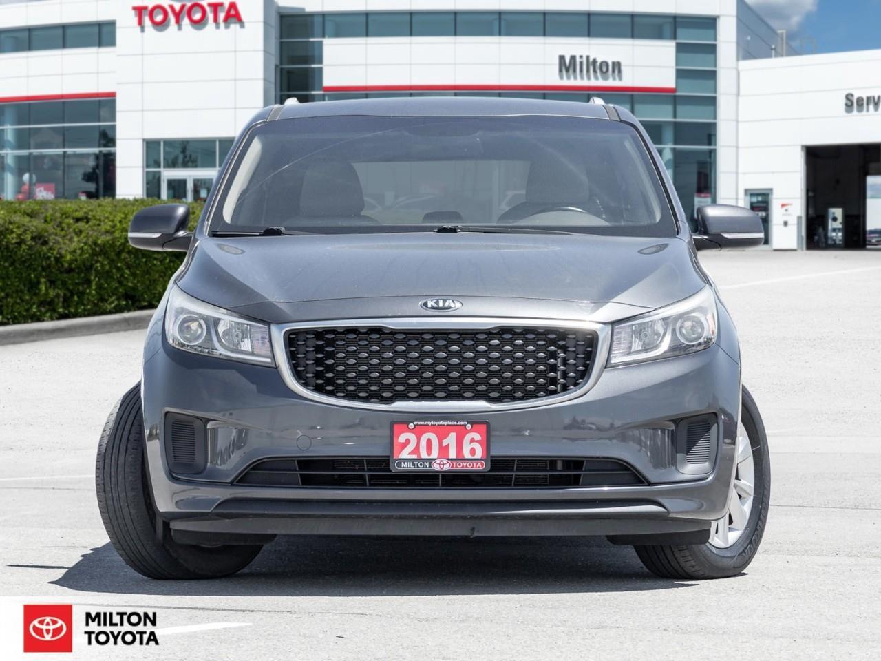 2016 Kia Sedona HEATED SEATS POWER SEAT PUSH START NEW TIRES ONCE Photo