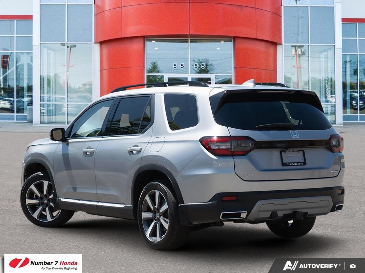2025 Honda Pilot Touring *EXTENDED FACTORY WARRANTY*NO REPORTED ACC Photo3