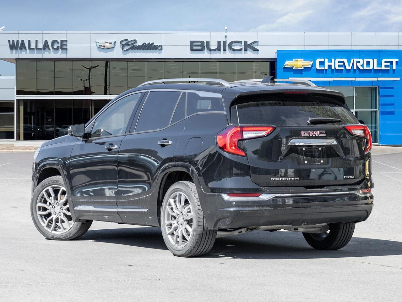 2023 GMC Terrain AWD 4dr Denali   ONE OWNER   OFF LEASE Photo