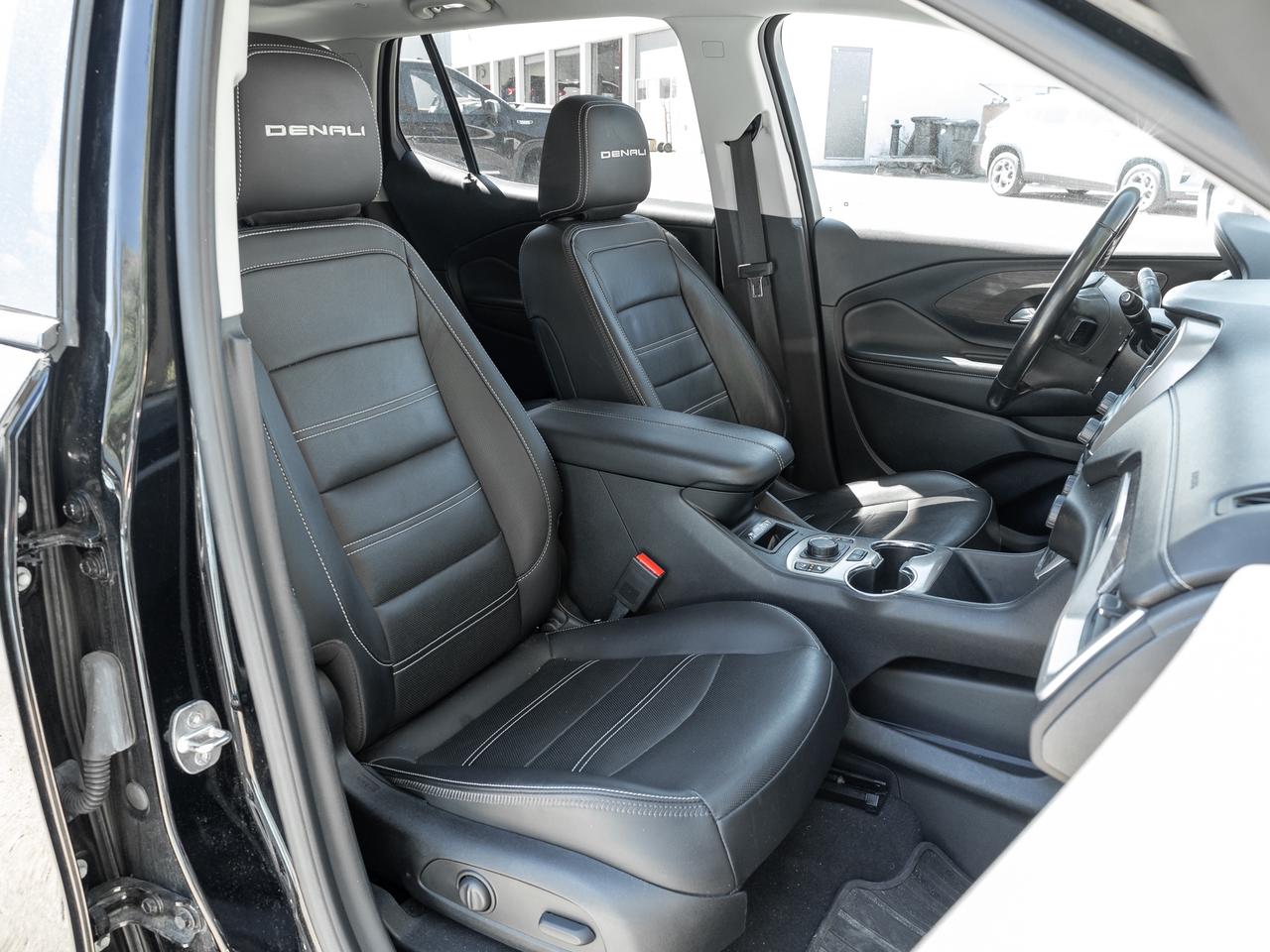 2023 GMC Terrain AWD 4dr Denali   ONE OWNER   OFF LEASE Photo