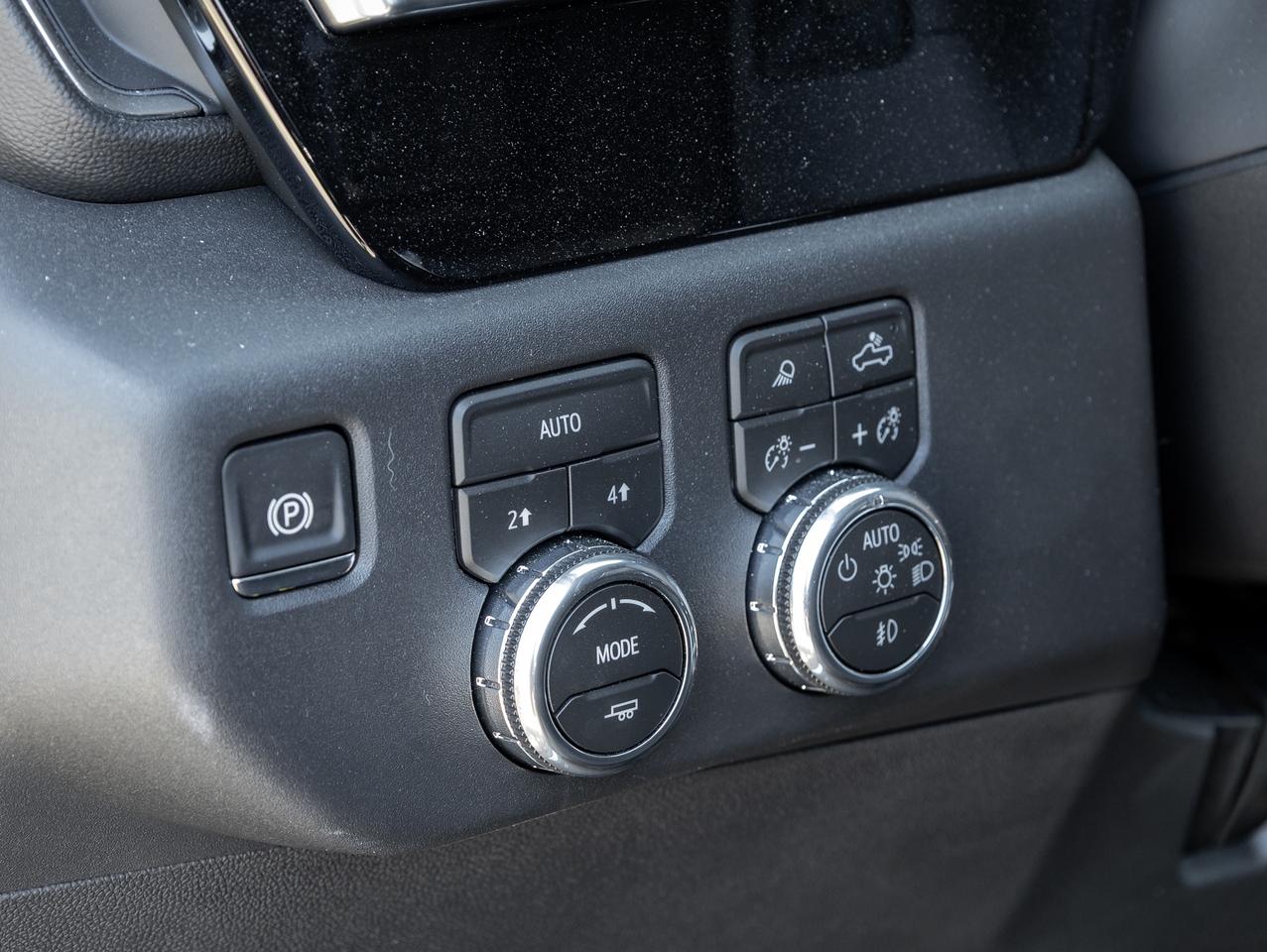 2026 GMC Sierra 1500 CLEAN CARFAX   5.3L V8   PREMIUM PKG Photo