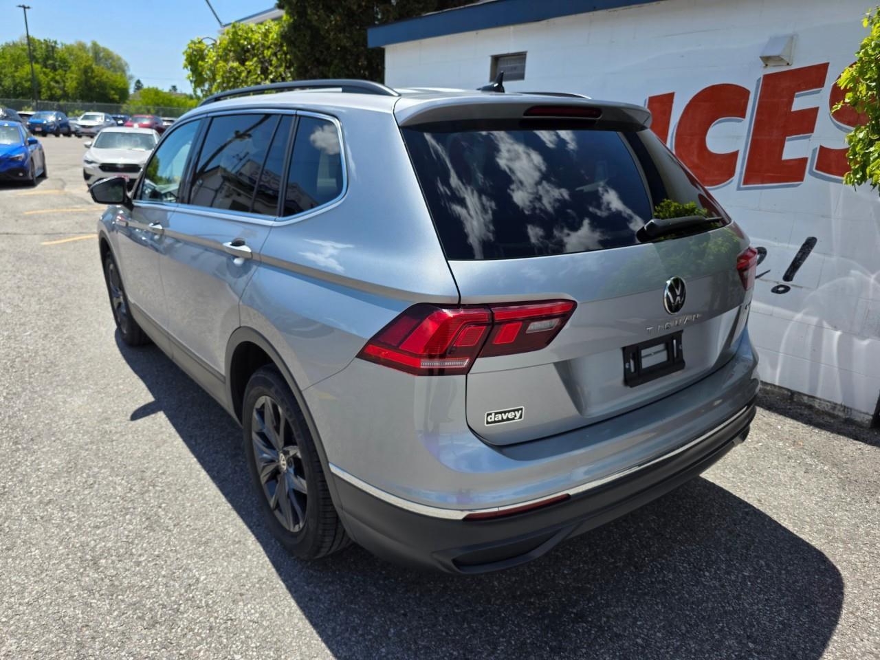 2024 Volkswagen Tiguan Comfortline 4dr All-wheel Drive 4MOTION Photo