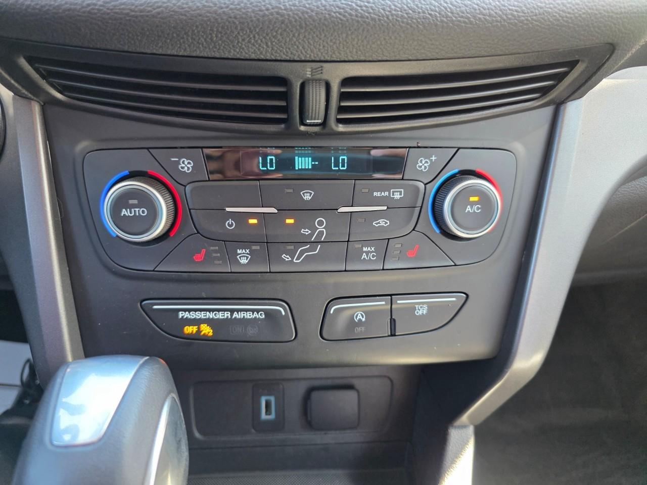 2019 Ford Escape SEL 4dr 4x4 Photo
