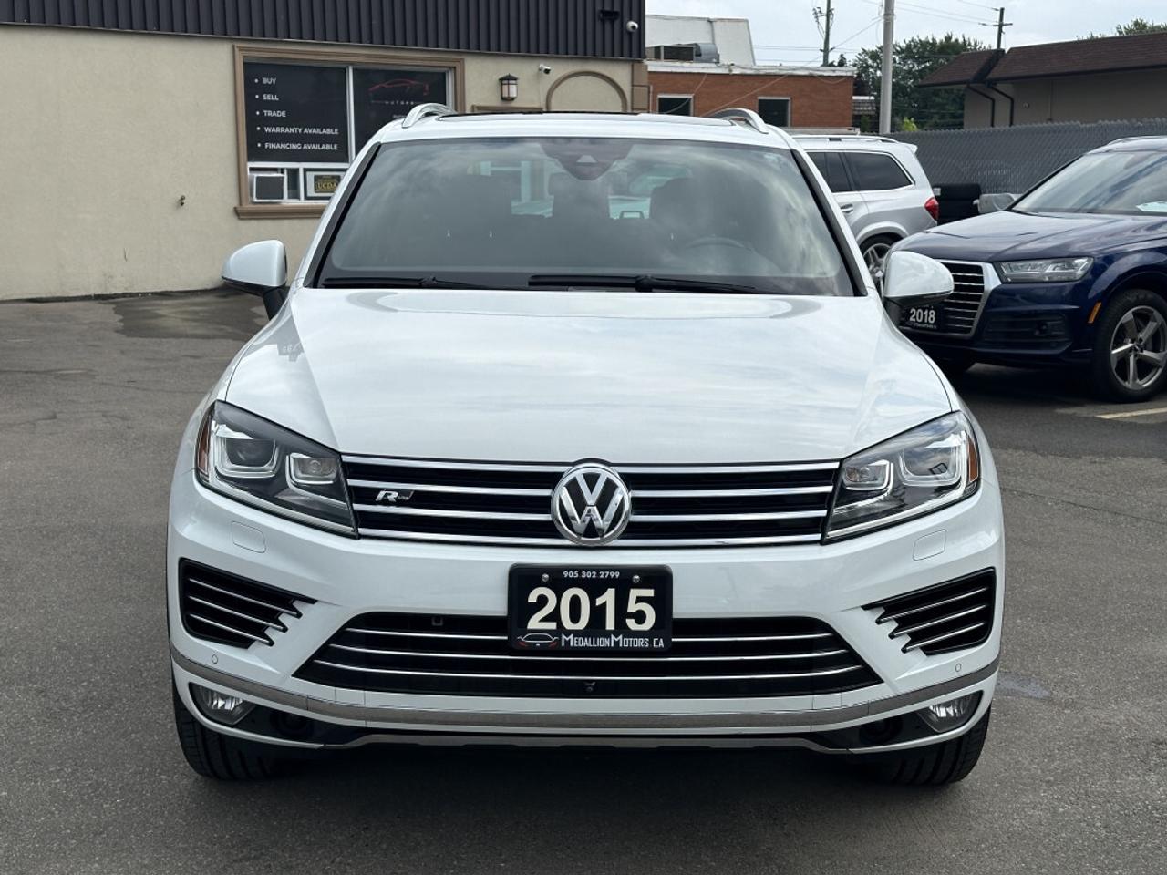 2015 Volkswagen Touareg V6 AWD Execline R-Line   ACCIDENT FREE   CERTIFIED Photo