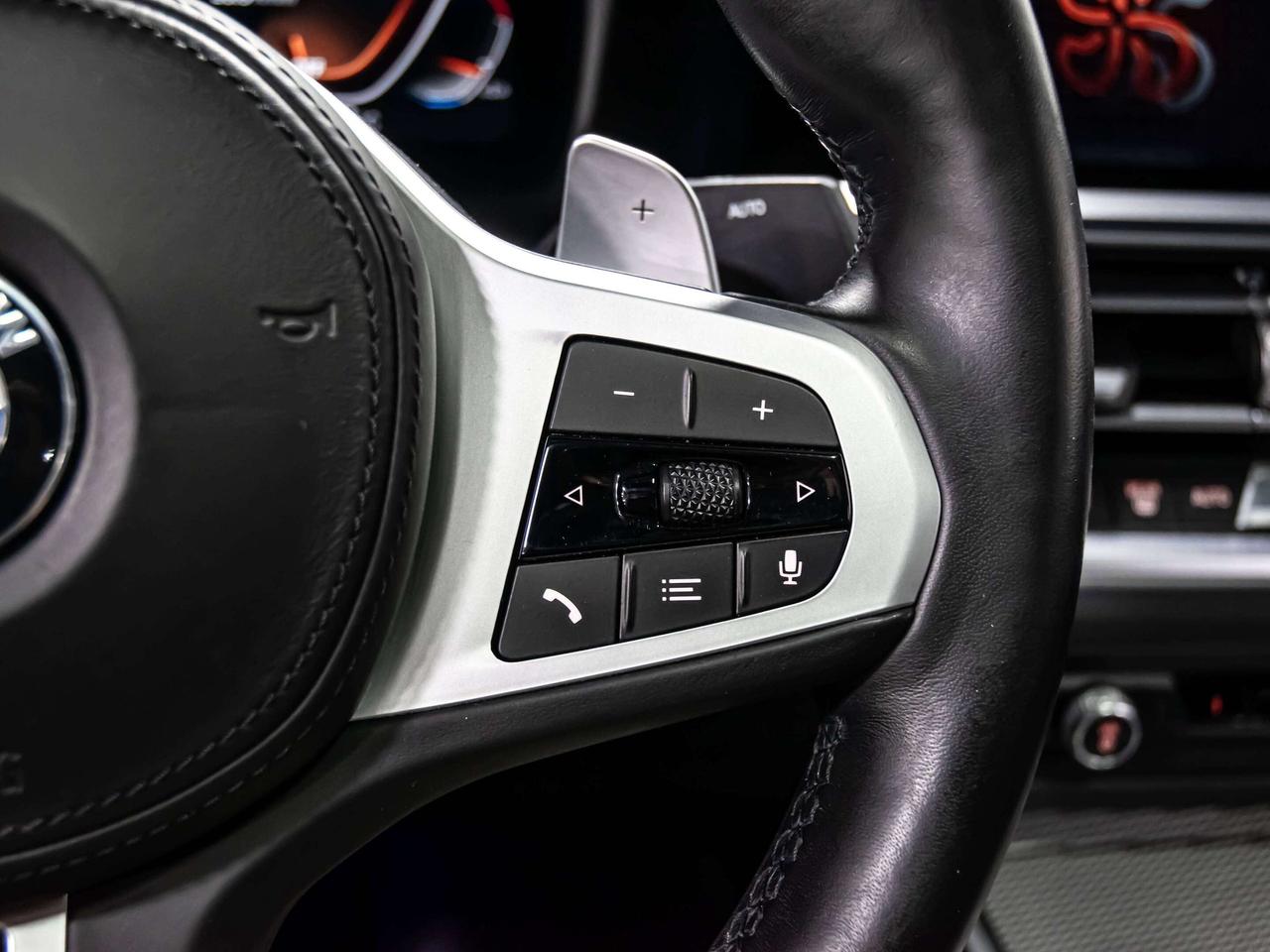 2019 BMW 3 Series 330i xDrive M SPORT HEADS UP BLIND SPOTS NAVI Photo