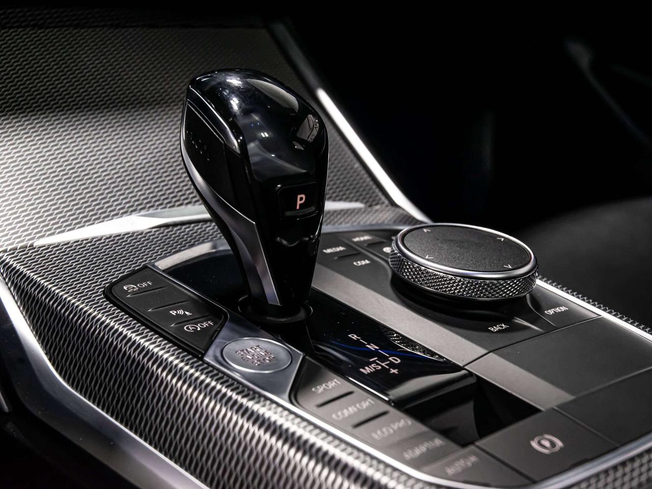 2019 BMW 3 Series 330i xDrive M SPORT HEADS UP BLIND SPOTS NAVI Photo
