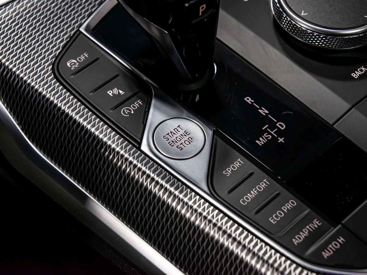 2019 BMW 3 Series 330i xDrive M SPORT HEADS UP BLIND SPOTS NAVI Photo
