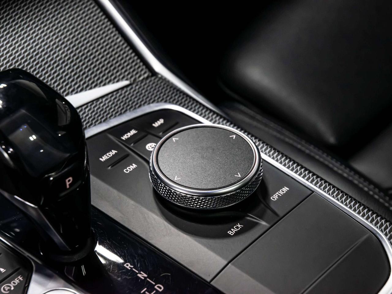 2019 BMW 3 Series 330i xDrive M SPORT HEADS UP BLIND SPOTS NAVI Photo