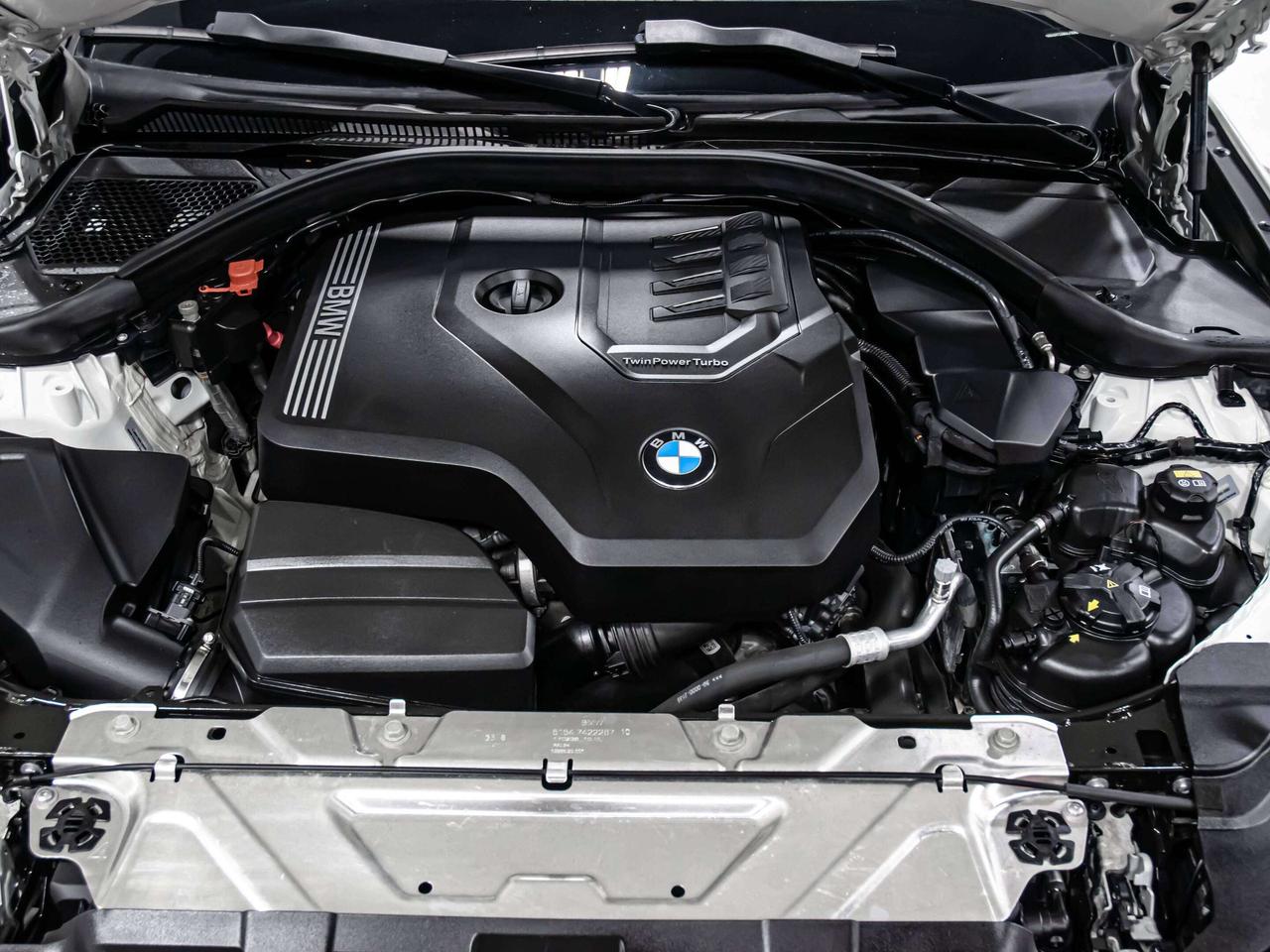 2019 BMW 3 Series 330i xDrive M SPORT HEADS UP BLIND SPOTS NAVI Photo