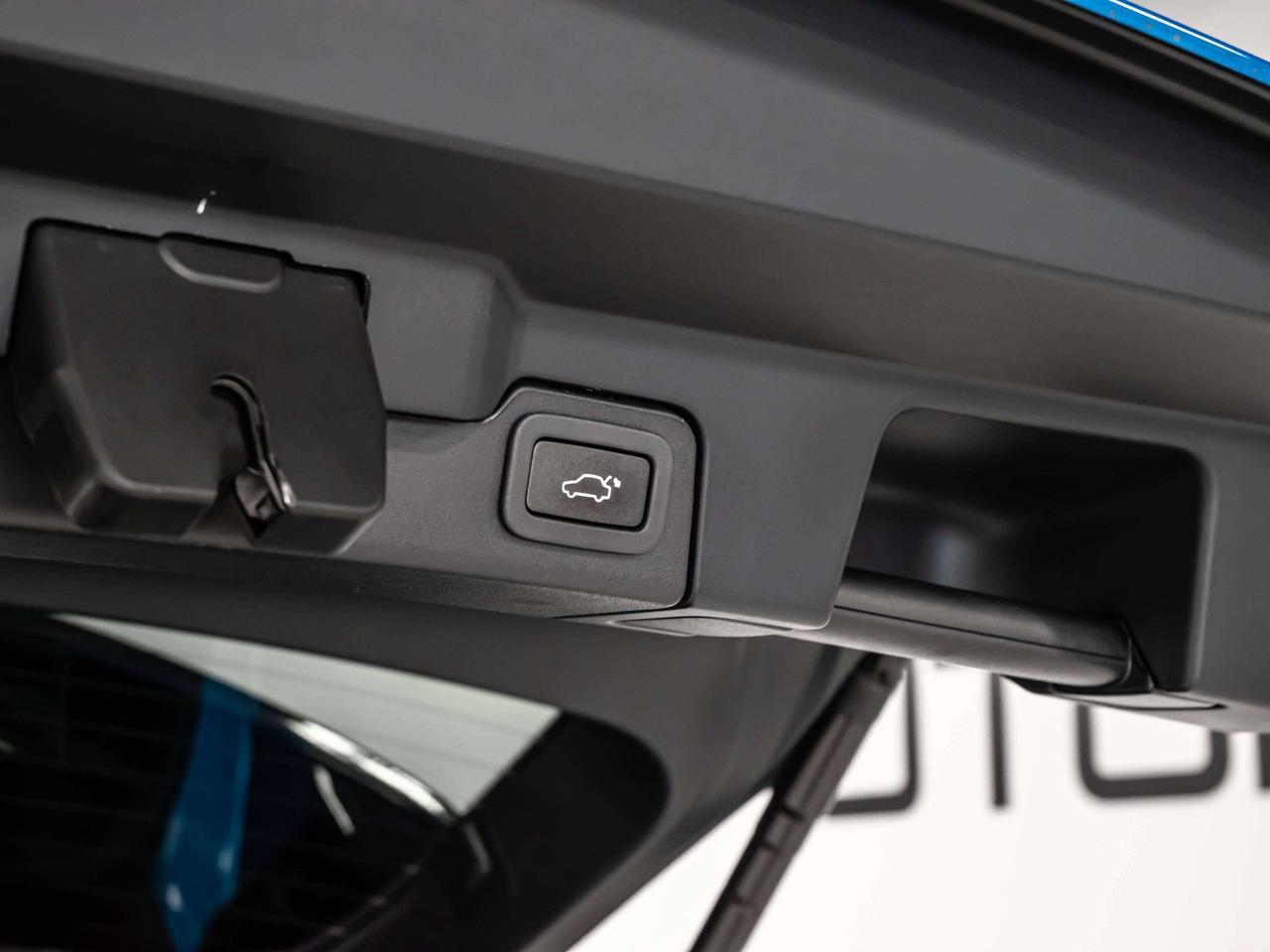 2018 Land Rover Range Rover Evoque LANDMARK EDITION NAVIGATION REAR VIEW CAMERA Photo