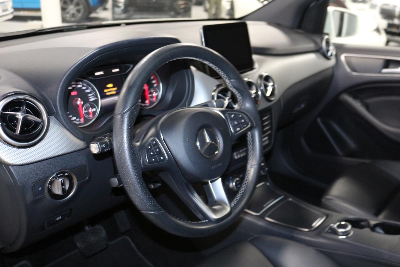 2017 Mercedes-Benz B-Class HB B 250 4MATIC BLIND SPOTS REAR VIEW CAMERA Photo