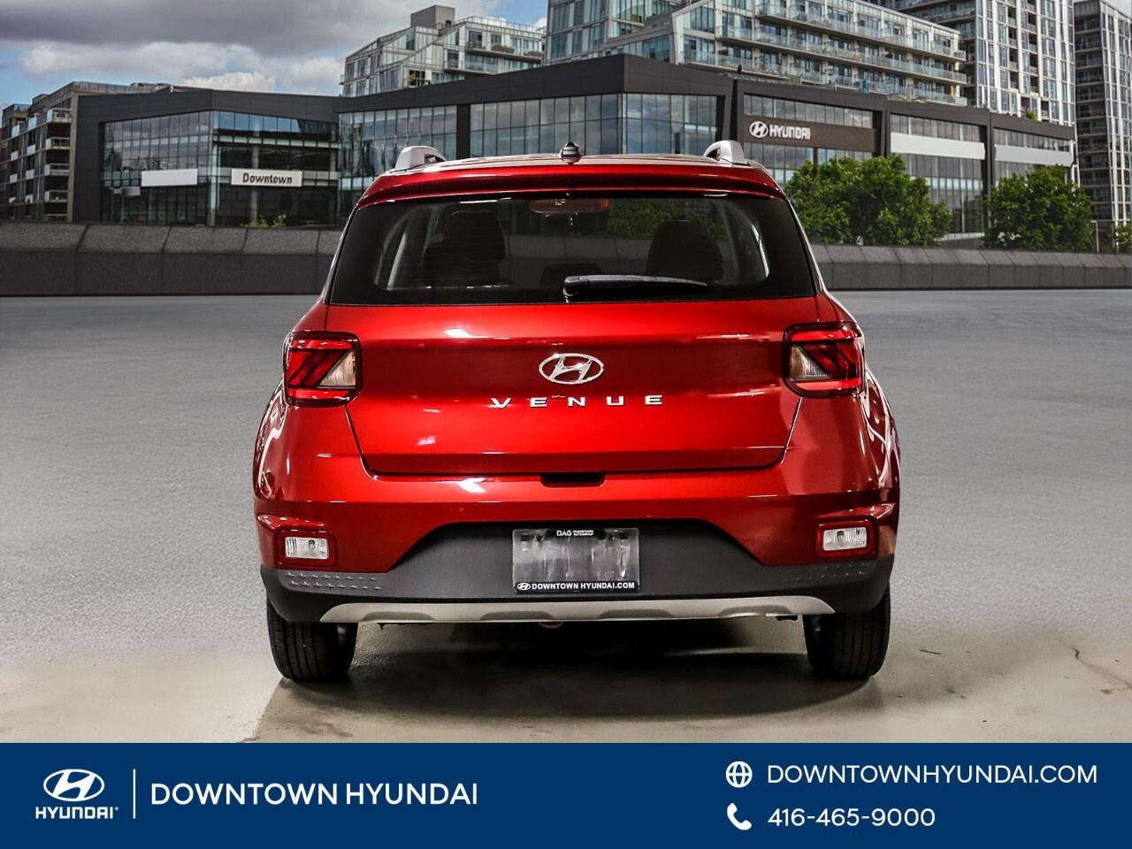 2023 Hyundai Venue Preferred IVT Photo