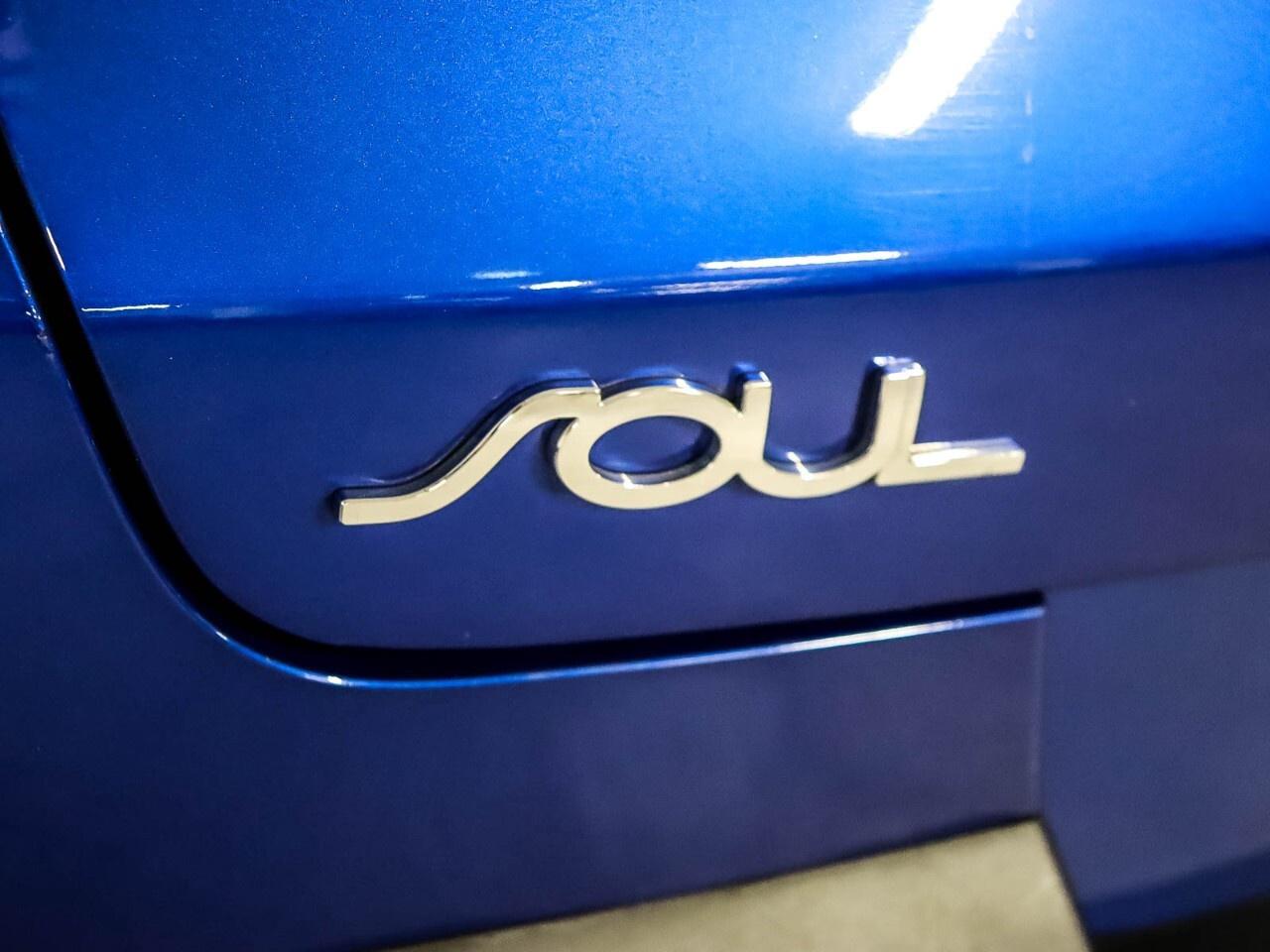 2020 Kia Soul EX+ Photo