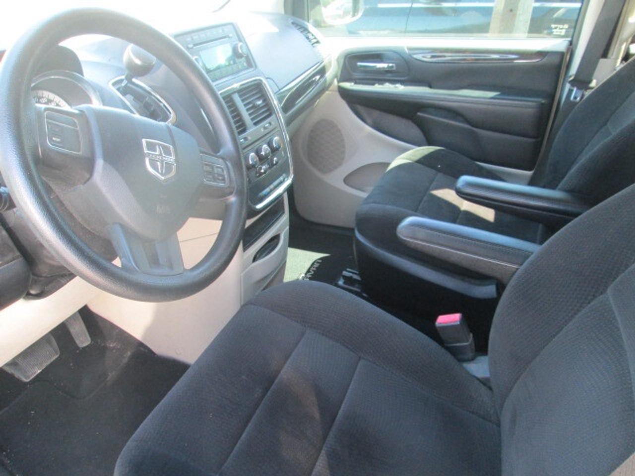 2013 Dodge Grand Caravan 4dr Wgn SXT, Stow N Go Seating Photo