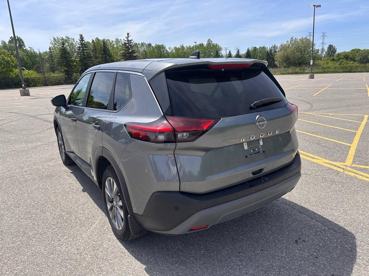 2023 Nissan Rogue S Photo