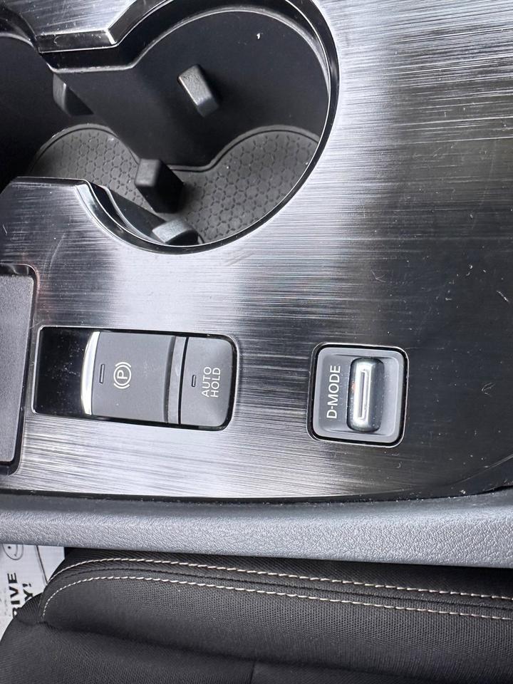 2023 Nissan Rogue S Photo