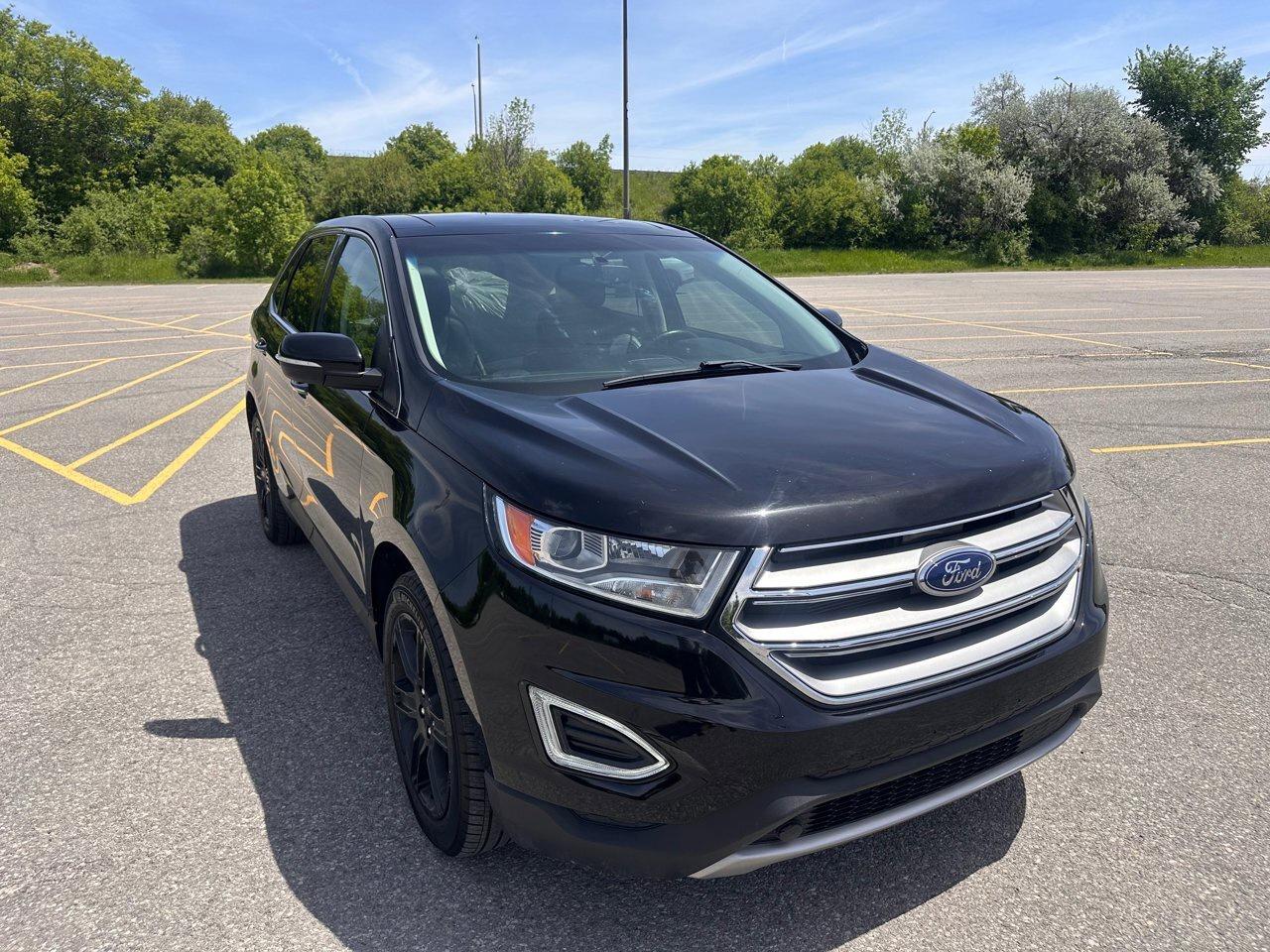 2016 Ford Edge Titanium Photo
